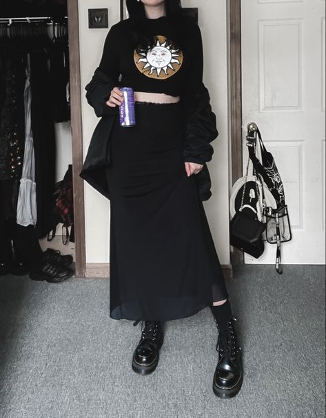 #alternativefashion #ootd #allblackoutfit #docmartensoutfits Dark Retro Outfit, Goth Outfits With Long Skirts, Black Midi Skirt Outfit Work, Comfy Feminine Outfits, Alt Outfits With Long Black Skirts, Long Black Skirt Alternative Outfit, Long Skirt Outfits Alt, Long Skirt Goth Outfit, Nugoth Outfits