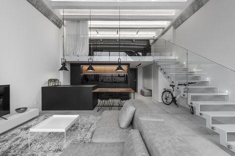 Minimalistic Industrial Loft / IDwhite Modern Loft Interior, Modern Industrial Loft, Loft Railing, Minimalist Loft, Loft Designs, Industrial Apartment, Loft Interior, Loft Industrial, Interior Minimalista