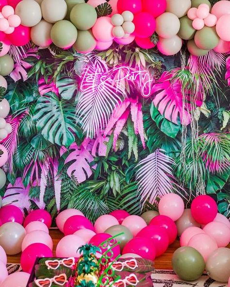 Pool Party Photo Backdrop, 2023 Bachelorette, Bachelorette Airbnb, Bachelorette Backdrop, Tropical Theme Party, Photobooth Ideas, Decor Business, Party Photo Backdrop, Bachelorette Ideas