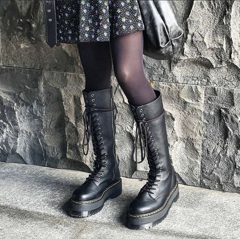 Black Knee High Combat Boots Outfit, Knee High Docs, Long Doc Martens, High Doc Martens Outfits, Knee High Doc Martens Outfits, High Shoes Outfit, Knee High Doc Martens, High Combat Boots Outfit, Knee High Combat Boots Outfit