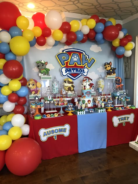 Paw Patrol birthday party Paw Patrol Cake Table Decorations, Paw Patrol Party Table Ideas, Paw Patrol Dessert Table Ideas, Paw Patrol Cake Table, Paw Patrol Birthday Table, Paw Patrol Bday Party, Paw Patrol Table Decorations, Paw Patrol Cakepops, Paw Patrol Dessert Table