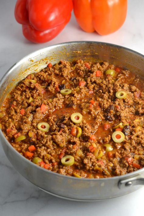 Puerto Rican Picadillo (Stewed Ground Beef) - Delish D'Lites Cuban Picadillo, Avocado Egg Recipes, Beef Picadillo, Creamy Cajun Shrimp Pasta, Picadillo Recipe, Chicken Empanadas, Creamy Mustard Sauce, Salmon Croquettes, Cuban Style