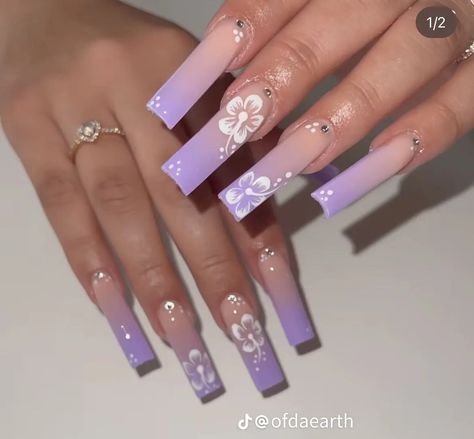 Purple And Silver Nails, Quinceanera Nails, Purple Acrylic Nails, Lilac Nails, Lavender Nails, Colored Acrylic Nails, Girly Acrylic Nails, Simple Acrylic Nails, Long Acrylic Nails Coffin