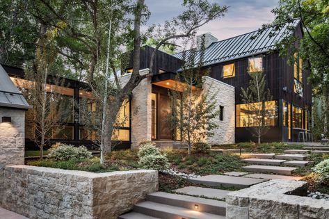 Architecture Renovation, American Farmhouse, Dark House, House Blend, Modern Farmhouse Exterior, Casa Exterior, Inspire Me Home Decor, Colorado Homes, Exterior Stone