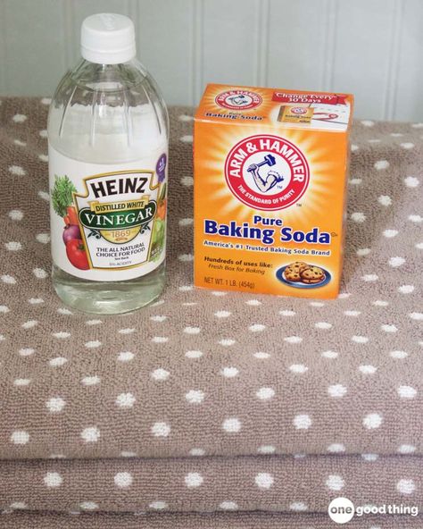 cleaning with baking soda and vinegar Baking Soda Vinegar Cleaner, Cleaning Vinegar, Smelly Towels, Vinegar Cleaner, Dear Daniel, Cleaning Your Dishwasher, Shower Products, Baking Soda Vinegar, Baking Soda Cleaning