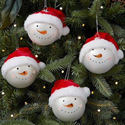 Round Ball Ornaments Diy, Snowman Diy Crafts, Face Ornaments, Beaded Ornaments Diy, Fabric Santa, Christmas Tree Balls, Diy Christmas Lights, Christmas Table Centerpieces, Custom Ornaments