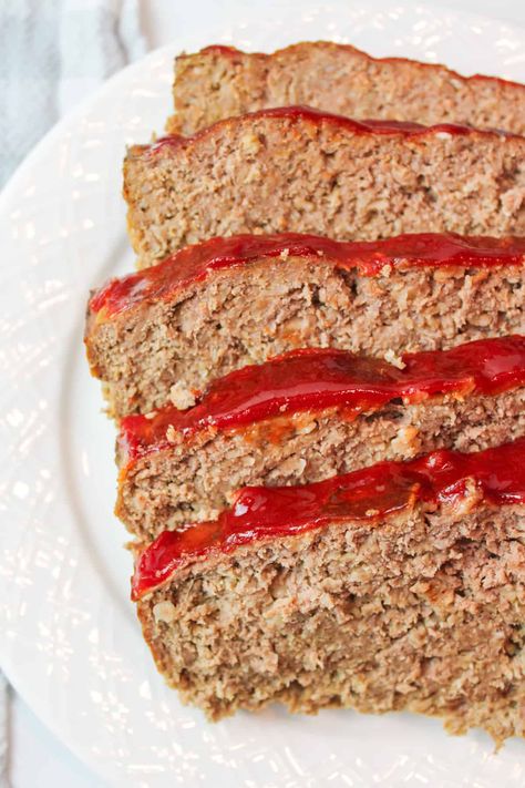 Quaker Oatmeal Meatloaf Recipe, Oatmeal Meatloaf, Meatloaf With Oats, Simple Meatloaf, Meatloaf Oatmeal Recipe, Meatloaf With Oatmeal, Easy Meatloaf Recipe, Quaker Oatmeal, Best Meatloaf