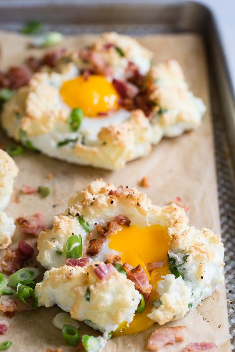 This is such an easy breakfast of cloud eggs, bacon and cheese. Cloud Eggs, Eggs With Bacon, Ways To Cook Eggs, Eggs And Bacon, Cheese Breakfast, Egg Recipes For Breakfast, Organic Eggs, Low Carb Breakfast Recipes, Gruyere Cheese