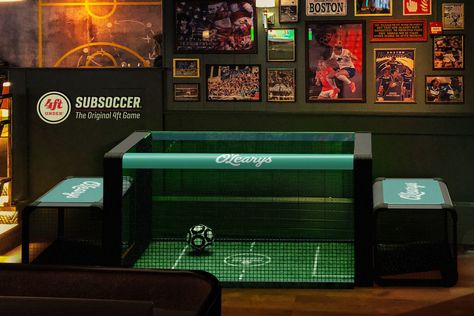 American Sports Bar, Gamer Ideas, Game Lounge, Sport Bar Design, Gaming Lounge, Game House, Sport Bar, Crossfit Box, Game Cafe