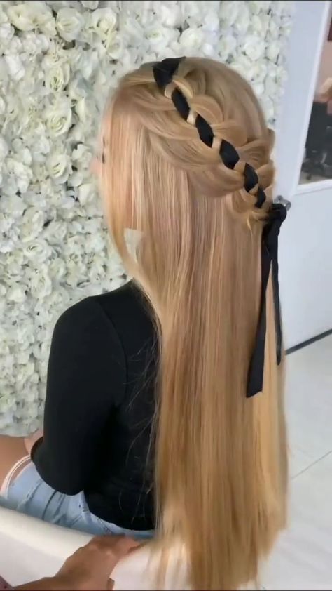 Lake Hairstyles, Fun Hairstyles For Long Hair, Unique Wig, 90's Hairstyles, Hairstyles Unique, Fun Hairstyles, Hairstyle For Long Hair, 60 Hairstyles, Hair Style Vedio