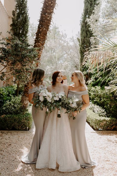 Bridal Party Of 2 Photo Ideas, Bride With 2 Bridesmaids, 2 Bridesmaids Pictures, Bride With Two Bridesmaids, Two Bridesmaids Photos, Small Bridal Party Pictures, Bride And 2 Bridesmaid Pictures, 2 Bridesmaids And Bride, Small Bridal Party Photos