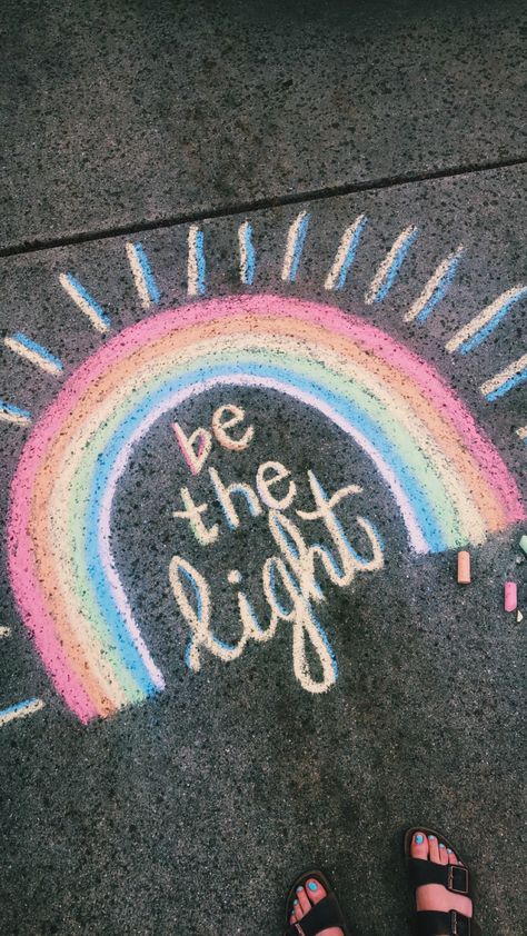 Chalk Activities, Fun Chalk Art, Chalk Design, Sidewalk Chalk Art, Sidewalk Art, Ayat Alkitab, Chalk It Up, Be The Light, Chalk Drawings