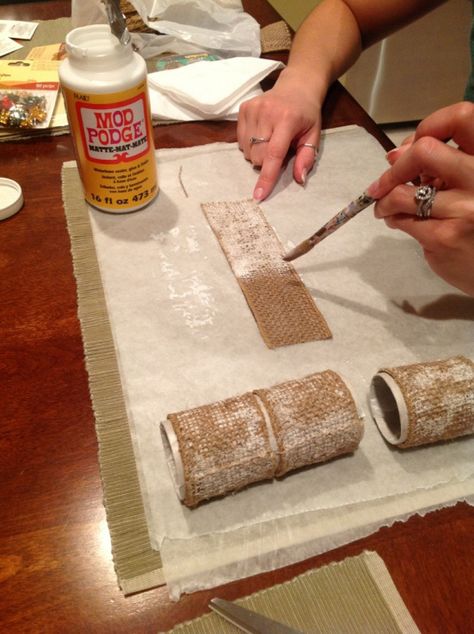 Rings Tutorial, Serviette Rings, Burlap Napkins, Mod Podge Matte, Napkin Rings Diy, Rustic Napkins, Diy Napkins, Diy Burlap, Hosting Thanksgiving