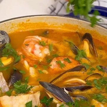 Géraldine Leverd on Instagram: "My bouillabaisse recipe, simple and authentic! 🇫🇷🙌 Bouillabaisse is one of my favorite dish of French cuisine and perfect for summer! My recipe is inspired by the traditional bouillabaisse from Marseille, but I’ve simplified it a little so that you can all make it at home. 🙂 📌 Full recipe (and tips 👌) in my blog. Link in my bio. 🇫🇷 Bouillabaisse Recette en français sur mon blog. Lien en bio. 🇩🇪 Bouillabaisse Rezept auf Deutsch auf mein Blog. Link in Bio Boulabais Recipe, French Bouillabaisse Recipe, Bouillabaisse Recipe Seafood, Seafood Boil With Mussels, Rocco Dispirito Recipes, Bouillabaisse Recipe, Rocco Dispirito, Seafood, Pasta