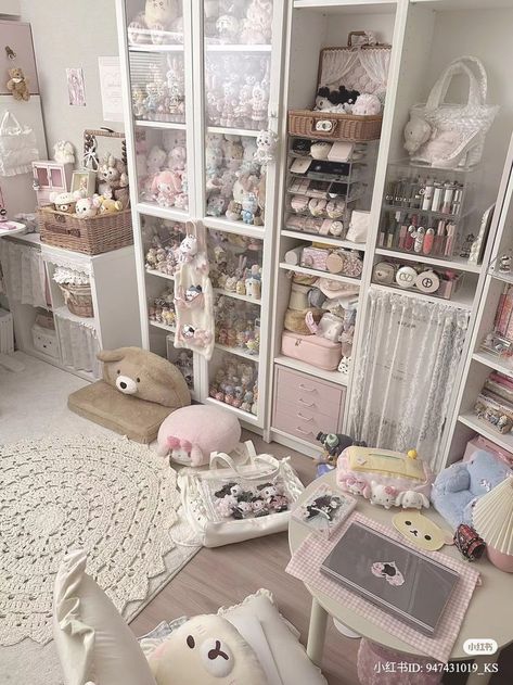 Wonyoungism Room Ideas, Wonyoungism Room, Room Inspo Kpop, White Pink Aesthetic, Aesthetic Shelf, Cutecore Room, Dream Bedroom Inspiration, Kpop Album, Icon White