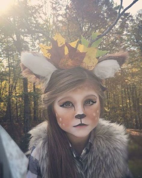 Little girl deer makeup and DIY headband Halloween deer makeup Halloween Deer Makeup, Deer Face Paint, Girl Deer Costume, Deer Costume Makeup, Deer Halloween Makeup, Makeup Vampire, Makeup Witch, Deer Halloween Costumes, Makeup For Kids