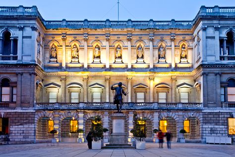 Browns Hotel London, David Hockney Portraits, Lecture Theatre, David Chipperfield Architects, London Architecture, Royal Art, Royal Garden, Royal Academy Of Arts, David Hockney