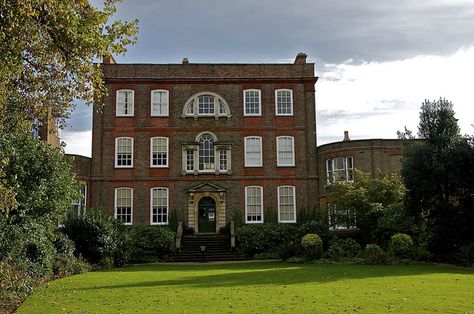 Peckover House, English Homes, English Architecture, Old Manor, Stately Homes, English House, Manor Houses, Town House, Stately Home