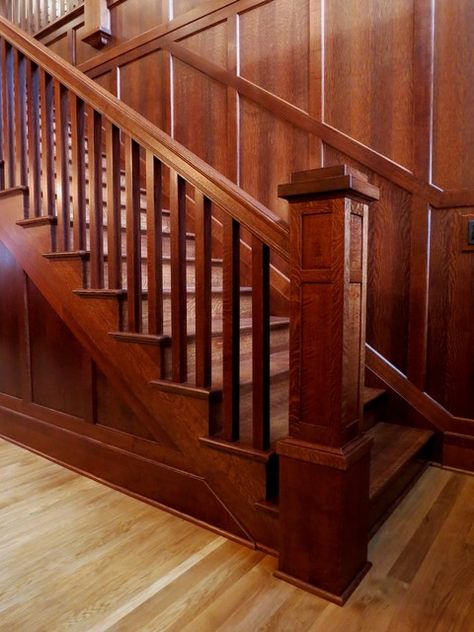 Craftsman Stairs, Wooden Staircase Railing, Craftsman Staircase, Dream House Ideas Kitchens, Wooden Staircase, Craftsman Interior, Building A Home, Staircase Wall, Staircase Remodel