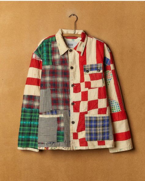 Patchwork Shirt Diy, Patchwork Tshirt, Patchwork Quilt Jacket, Victorian Quilts, Gift Me, Reworked Clothing, Patchwork Clothing, Patchwork Clothes, Red And White Quilts