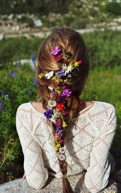 Wedding Hairstyles For Medium Hair, Flower Braids, Flowers In Her Hair, Hippie Wedding, Short Wedding Hair, Wedding Hairstyle, Wildflower Wedding, Hairstyles For Short Hair, Wedding Hairstyles For Long Hair