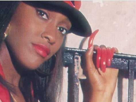 #SWV #90s #nails #snapback Coko Swv Nails, Coko Swv, 90s Culture, 90s Nails, Long Fingernails, Green Acrylic Nails, Natural Nail Art, Curved Nails, Vintage Black Glamour