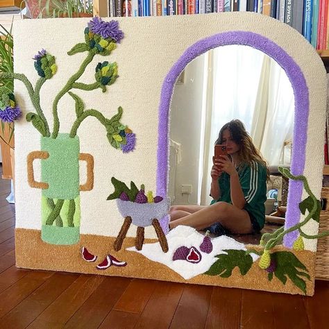 Mirror Frame Painting, Tufted Mirror, Painting Mirror Frames, Luxury Bath Rugs, Tufting Diy, Mirror Fashion, Mirror Pattern, Funky Rugs, Punch Needle Patterns