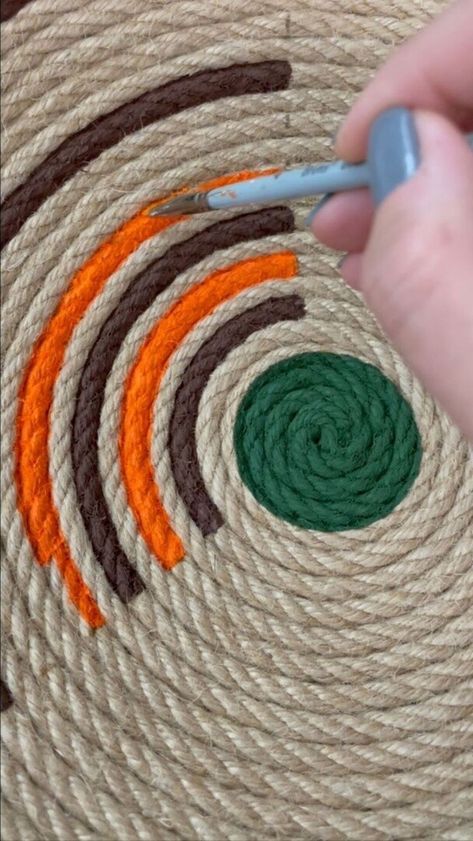 Jute Wall Art, Coiled Fabric Basket, Boho Crafts Diy, Rope Decor, Floral Cards Design, Jute Crafts, Fabric Bowls, Diy Wall Art Decor, Rope Crafts Diy