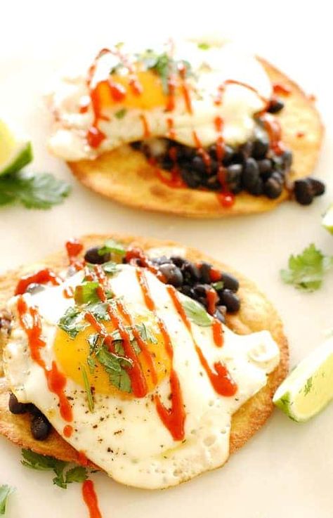 Black bean and egg tostada with sriracha. Kick up your breakfast, lunch, or dinner with this delicious tostada. | joeshealthymeals.com Egg Tostada, Hispanic Dishes, Tostada Recipes, Healthier Eating, Breakfast Tacos, Delicious Breakfast, Meatless Monday, Breakfast Time, Mexican Style