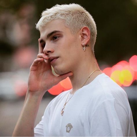 Short Bleached Hair Men, Bleached Buzz Cut Men, Blonde Buzzcut Men, Boys Buzz Cut, Bleached Buzzcut, Men Buzz Cut, Buzzcut Hairstyles, Blonde Buzzcut, Hairstyles With Beard