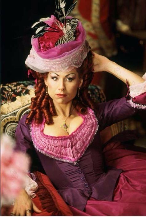 Minnie Driver did such a good job portraying Carlotta! What a great job... Carlotta Phantom Of The Opera, Phantom Of The Opera 2004, Opera Costumes, Minnie Driver, Andrew Lloyd Webber, Film Costumes, Angel Of Music, A Night At The Opera, Music Of The Night