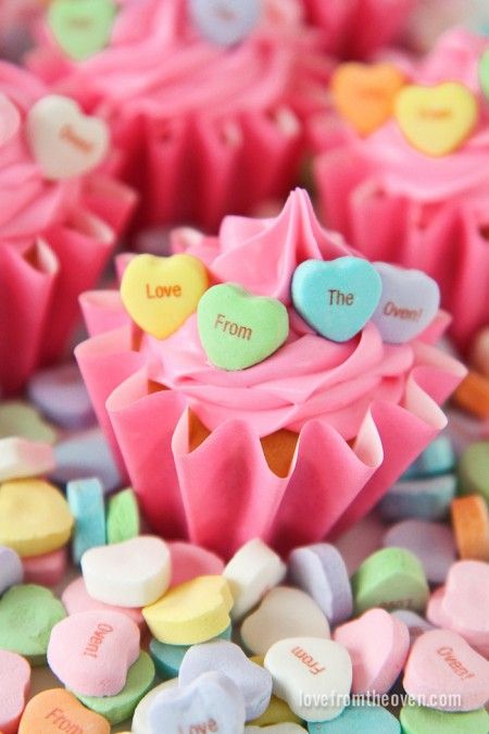 Personalized conversation heart candies?  Love!  Totally need these for Valentine's Day cupcakes! Heart Candies, Valentine Cupcakes, Conversation Hearts Candy, Valentine Day Cupcakes, Heart Cupcakes, Pretty Cupcakes, Valentine Desserts, Conversation Heart, Valentines Cupcakes