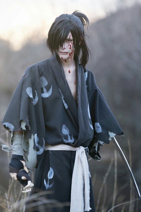 Hyakkimaru cosplay Easy Anime Cosplay, Anime Cosplay Ideas, Simple Anime, Cosplay Boy, Epic Cosplay, Anime Cosplay Costumes, Anime Inspired Outfits, Male Cosplay, Cosplay Characters