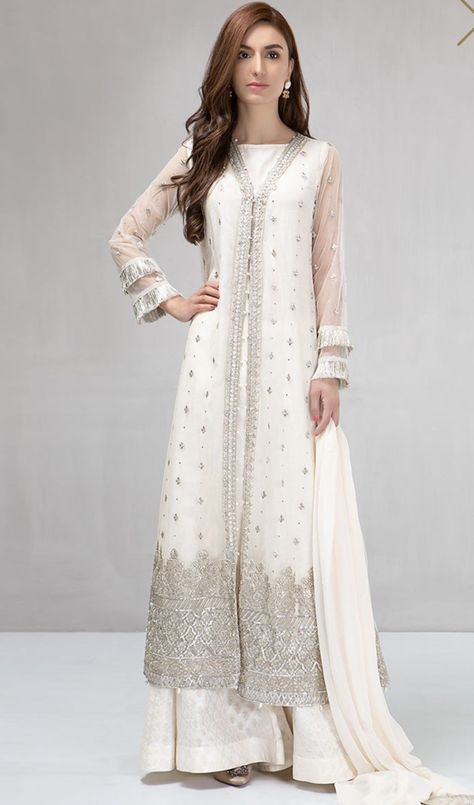 Milad or dua e khair outfit inspo ( maria b is the designer ) Pakistani White Dress, Net Shrug, Salwar Fashion, Brocade Suits, Pakistan Dress, Sharara Pants, Shadi Dresses, Velvet Shawl, Girls White Dress