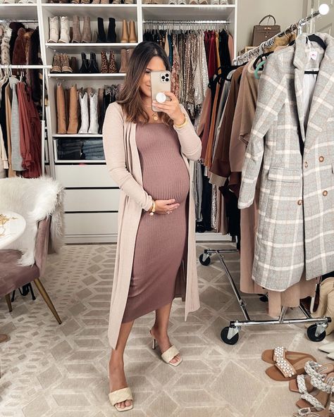 Maternity Business Attire, Maternity Business Casual, Pregnant Wedding Guest Outfits, Maternity Office Wear, Organizing Your Closet, Spring Maternity Outfits, Maternity Work Wear, Glam Office, Fall Maternity Outfits