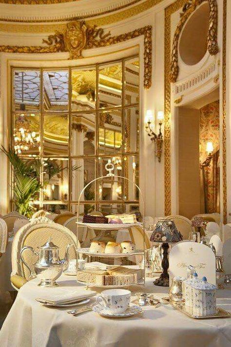 Cafe Industrial, Lila Party, Tafel Decor, Afternoon Tea Parties, The Ritz, English Tea, Tea Shop, Tea House, Tea Room