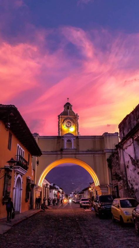 Guatemala Aesthetic Wallpaper, Antigua Guatemala Aesthetic, Guatemala Wallpaper, Guatemala Landscape, Latin Wallpaper, Latin America Aesthetic, Guatemala Culture, Guatemala Aesthetic, Cute Soccer Pictures