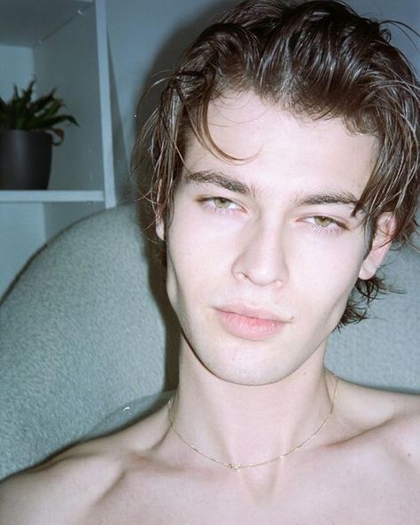 Bastien De Bels on Instagram: "I can’t be mean" Pretty Eyes Men, Model Face Men, Man Reference Face, Green Eyes Men, Man With Green Eyes, Man Face Claim, Male Model Portrait, Guys With Green Eyes, Mean Face