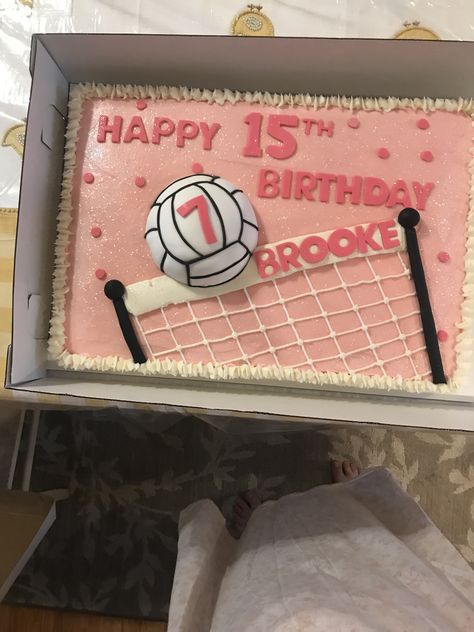 Volleyball Bday Cakes, Volleyball Cookie Cake, Volleyball Bday Party Ideas, Birthday Cake Volleyball, Volleyball Themed Cake, Volleyball Cake Ideas, Volleyball Birthday Party Ideas, Cake Volleyball, Volleyball Party Ideas