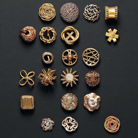 Maurice De Vlaminck, Button Collecting, Button Fashion, Elsa Schiaparelli, Paris Mode, Types Of Buttons, Button Cards, Button Art, Antique Buttons