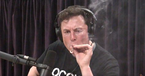 Weed, whiskey, Tesla and a flamethrower: Elon Musk meets Joe Rogan – CW33 NewsFix Jeffrey Bezos, Joe Rogan Experience, Joe Rogan, Bill Gates, Business Insider, Elon Musk, Tesla, Podcast, Vision Board