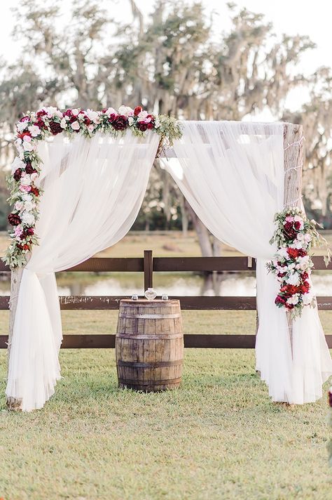 Rustic Barn Wedding Decorations, Burgundy Wedding Theme, Red Color Palette, Wedding Glamour, Romantic Rustic Wedding, Barn Wedding Photos, Barn Wedding Decorations, Red Colour Palette, December Wedding