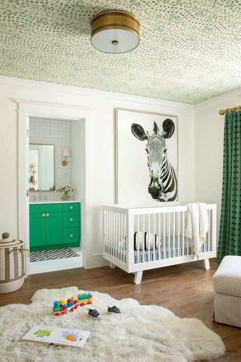 Bold Nursery, Nursery Ideas Boy, Nursery Trends, Unique Nursery, Wallpaper Ceiling, Stylish Nursery, Nursery Room Design, Nursery Inspo, Nursery Baby Room