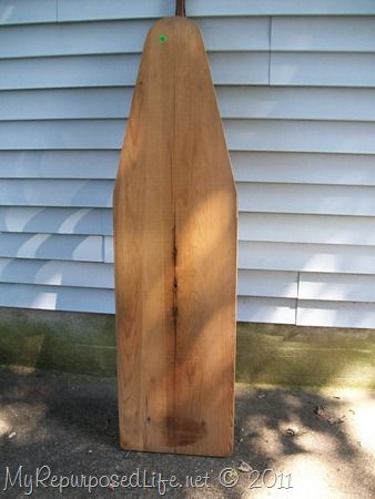 Old Ironing Board Ideas, Antique Ironing Board Ideas, Wooden Ironing Board Ideas Repurposed, Old Wooden Ironing Board Ideas, Wooden Ironing Board Ideas, Old Ironing Board Ideas Repurposed, Wood Ironing Board Ideas, Ironing Board Ideas, Painted Ironing Board