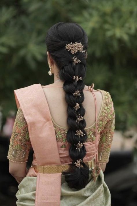 Introducing latest Bridal Hairstyles for South Indian Brides. #weddingbazaar #indianwedding #bridalhairstyle #southindianweddings #southindianbride #southindianhairstyleforsaree #southindianhairstylesimple #southindianhairstylebridal #southindianhairstyletraditional #southindianhairstylelehenga Indian Hairstyles For Saree, Messy Braided Hairstyles, Simple Bridal Hairstyle, South Indian Wedding Hairstyles, Reception Hairstyles, Bridal Hairstyle Indian Wedding, Hair Style On Saree, Saree Hairstyles, Engagement Hairstyles