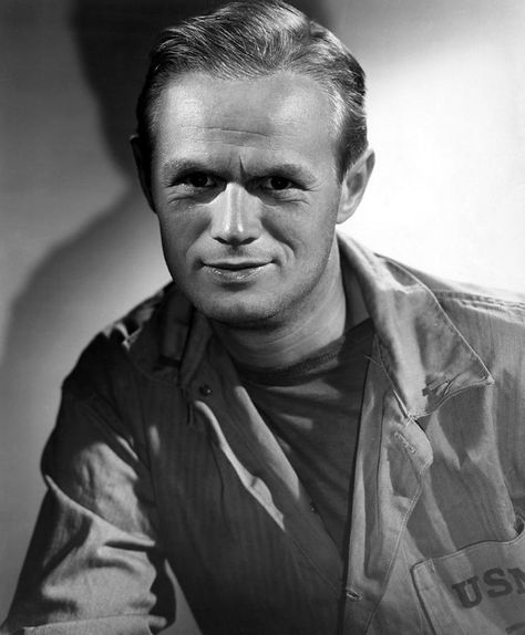 “The Frogmen” (1951) Richard Widmark, Vintage Movie Stars, Classic Film Stars, Vintage Stars, Classic Movie Stars, Music Theater, Famous Stars, Hollywood Walk Of Fame, Video Film