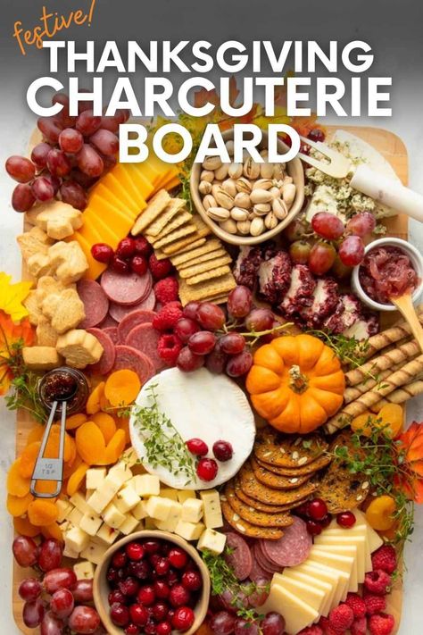 Appetizer Thanksgiving, Antipasto Platters, Thanksgiving Charcuterie Board, Thanksgiving Charcuterie, Thanksgiving Platter, Charcuterie Ideas, Thanksgiving Appetizer, Antipasto Skewers, Thanksgiving Snacks