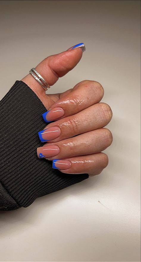 Simple Righnstone Nails, French Nails Royal Blue, Pink Nails With Blue Tips, French Nails With Blue Heart, Cute Royal Blue Nail Ideas, Royal Blue Nails Short French, Short Acrylic Nails Blue Design, Blue Heart French Tip Nails, Royal Blue Heart Nails