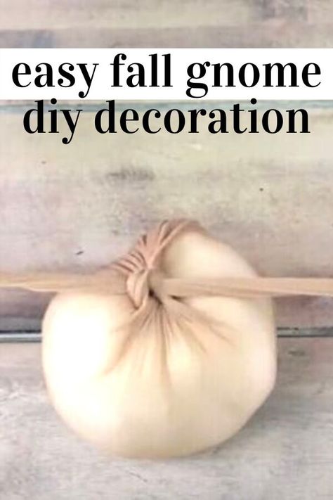 Decorate your outdoor front door with this cute fall gnome thanksgiving decoration. Fall decorations diy on a budget. #diy #gnome #fall Thanksgiving Gnomes Diy, Fall Gnomes Diy How To Make, Diy Fall Gnome, Fall Decorations Diy, Gnome Thanksgiving, Christmas Room Spray, Room Spray Recipe, Fall Leaf Decor, Gnome Fall