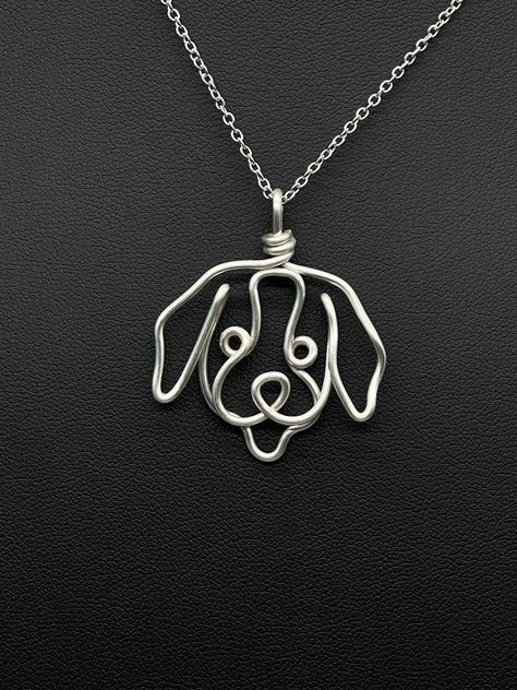 Saint Bernard necklace wire wrap jewelry sterling silver dog art dog mom one line art handmade Metal Wire Art, Copper Wire Crafts, Wire Dog, Wire Bending, Wire Wrapped Stone Jewelry, Wire Art Sculpture, Bijoux Fil Aluminium, Face Pendant, Art Necklaces